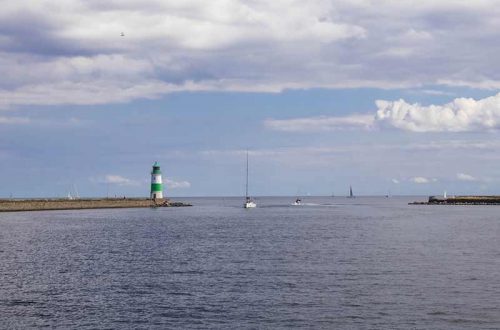 Schleimünde, der Durchstich zur Ostsee mit Leuchtturm.