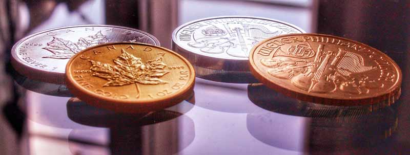 Eher nicht geeignet für die Supermarktkasse: Gold- und Silbermünzen als Geldanlage.