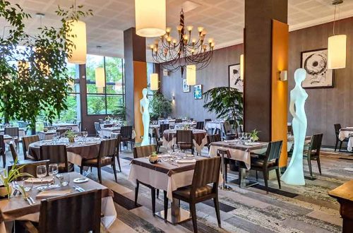 Gastraum des Restaurants Le Cheverny in Limoges
